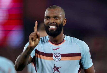 لاعبو تشيلسي وبرينتفورد في مواجهة ديربي لندن بالدوري الإنجليزي الممتاز