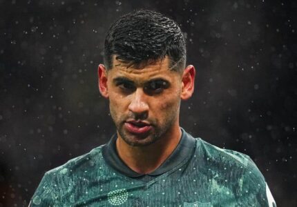 كريستيان روميرو وتوماس فرانك في ملعب توتنهام هوتسبير