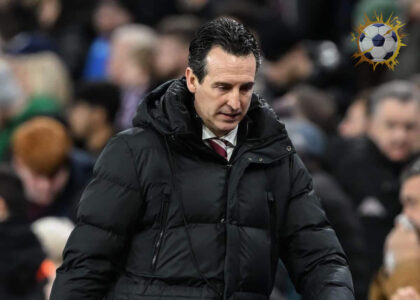 احتفال لاعبي وولفرهامبتون بالأهداف في مرمى أستون فيلا بالدوري الإنجليزي