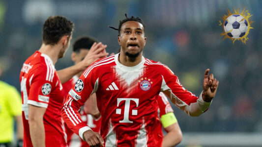 احتفال لاعبي بايرن ميونخ بالأهداف في مرمى أتالانتا بدوري أبطال أوروبا