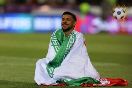 صورة تعبيرية لمنتخب إيران لكرة القدم وشعار كأس العالم 2026 في الولايات المتحدة