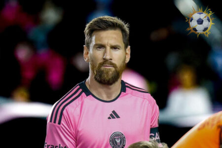 ليونيل ميسي بقميص إنتر ميامي يحتفل بهدف في الدوري الأمريكي