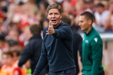 احتفال لاعبي كريستال بالاس بالفوز على شاختار دونيتسك في دوري المؤتمر الأوروبي